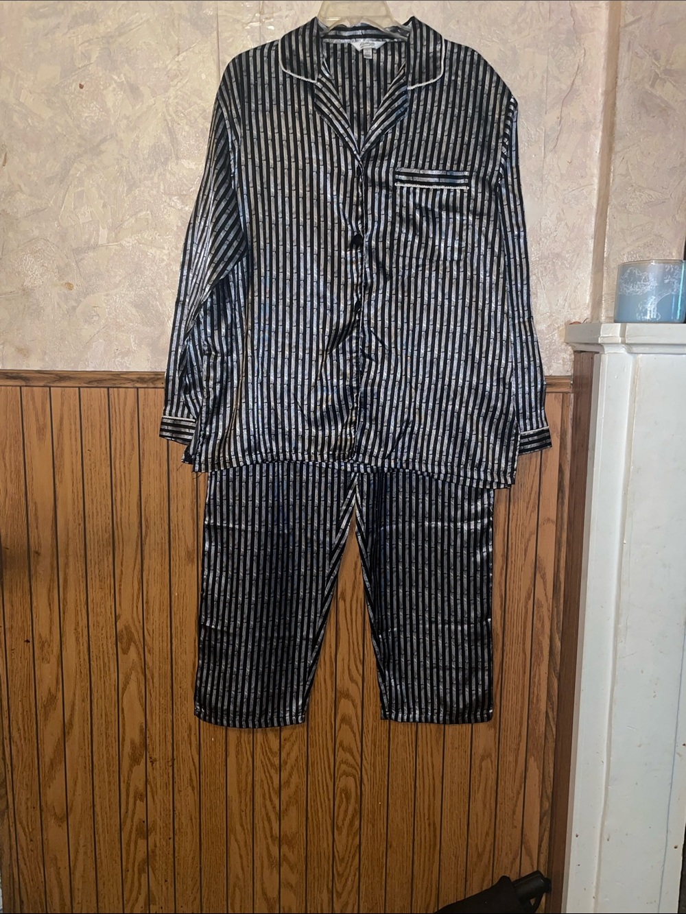 Black & silver Kathryn pajama set (L)